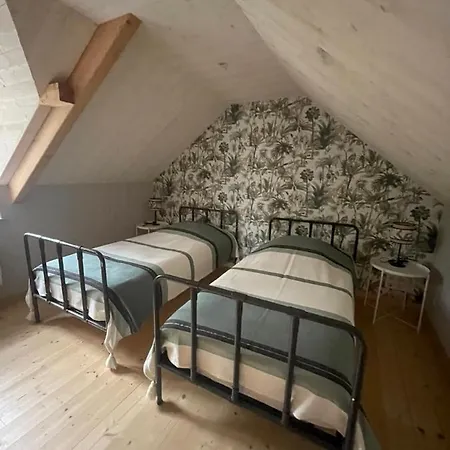 Les Roches D'etigues *